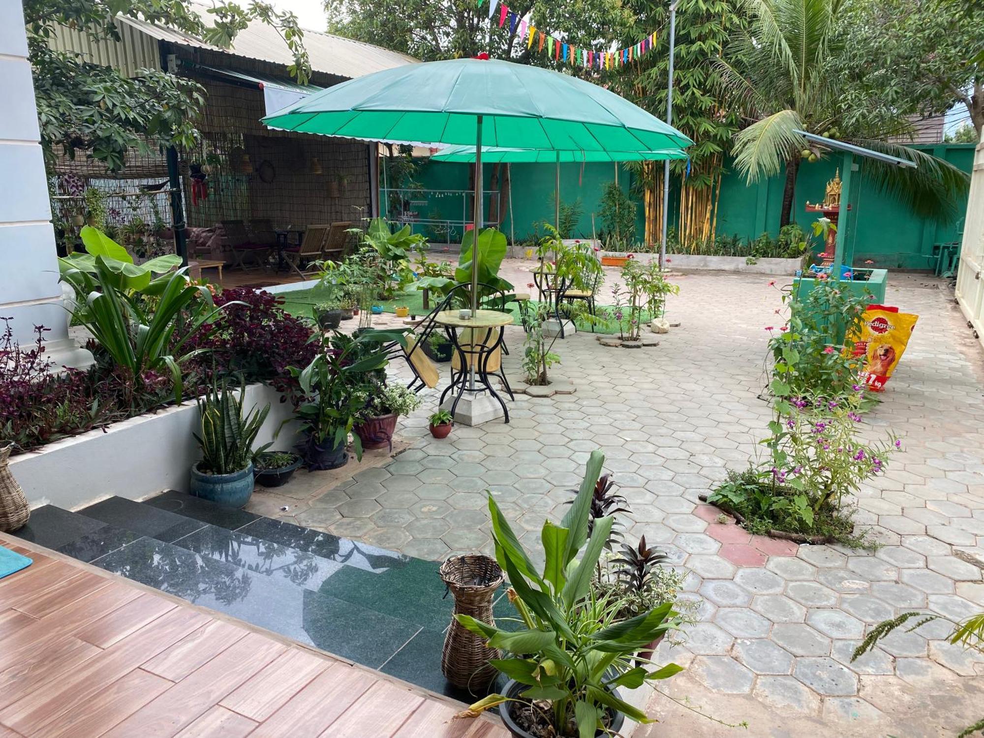 Bloom Garden Bed & Breakfast Siem Reap Exterior photo